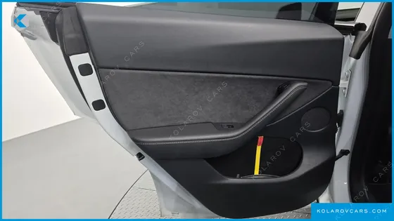 TESLA MODEL Y LONG RANGE AWD