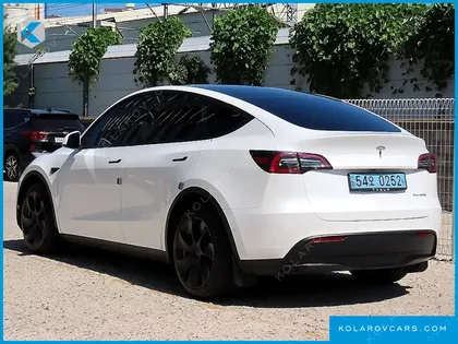 TESLA MODEL Y LONG RANGE AWD