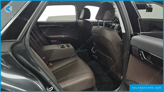 HYUNDAI GRANDEUR 2,5 GASOLINE 2WD