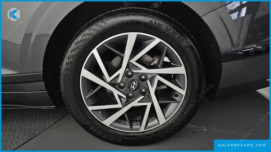 HYUNDAI GRANDEUR 2,5 GASOLINE 2WD