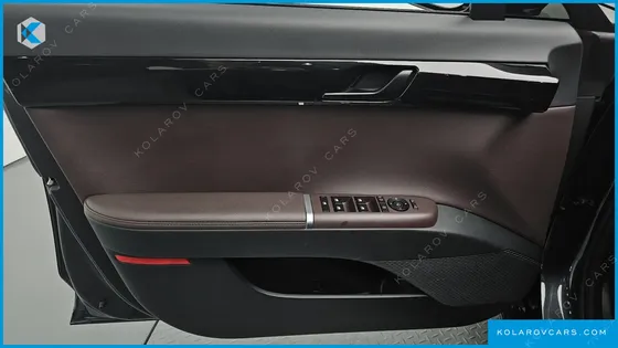 HYUNDAI GRANDEUR 2,5 GASOLINE 2WD