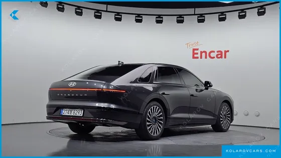 HYUNDAI GRANDEUR 2,5 GASOLINE 2WD