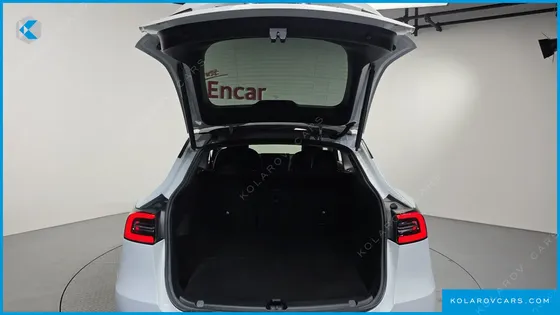 TESLA MODEL Y LONG RANGE AWD