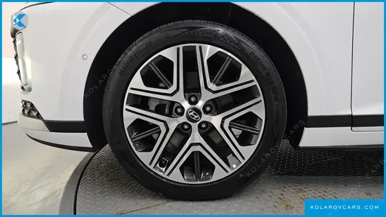 HYUNDAI GRANDEUR 2,5 GASOLINE 2WD