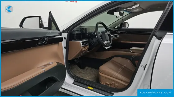 HYUNDAI GRANDEUR 2,5 GASOLINE 2WD