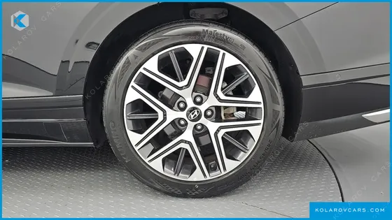 HYUNDAI GRANDEUR 2,5 GASOLINE 2WD