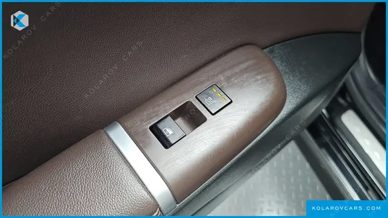 HYUNDAI GRANDEUR 2,5 GASOLINE 2WD