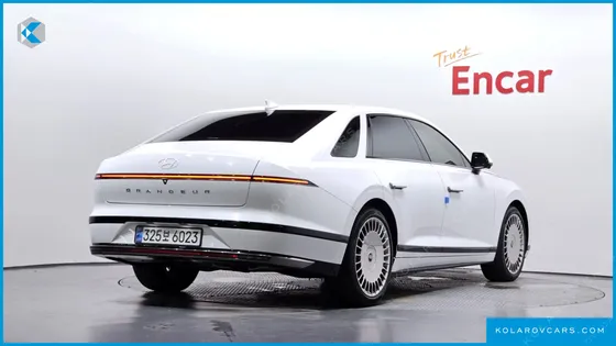 HYUNDAI GRANDEUR 2,5 GASOLINE 2WD