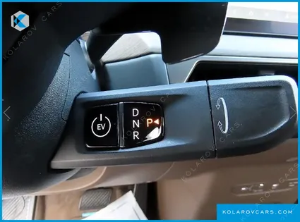 KIA EV9 LONG RANGE 2WD