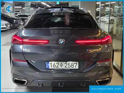 BMW X6 M50I