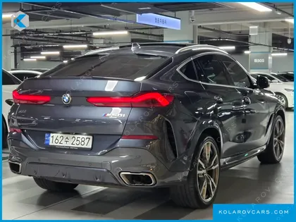 BMW X6 M50I