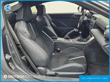 TOYOTA 86 2.4 PREMIUM