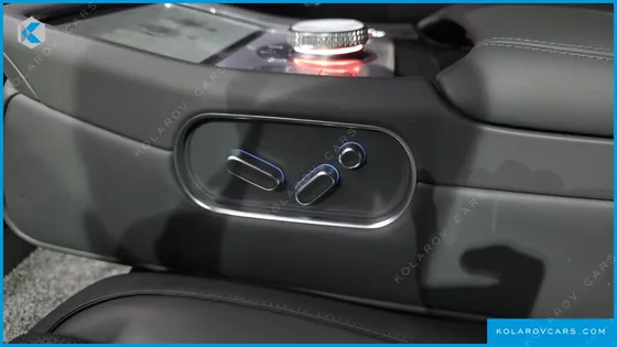 GENESIS G90 GASOLINE 3.5 TURBO AWD