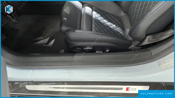 AUDI R8 5.2 V10 PERFORMANCE COUPE