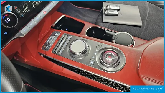 GENESIS GV70 2.5T GASOLINE 2WD