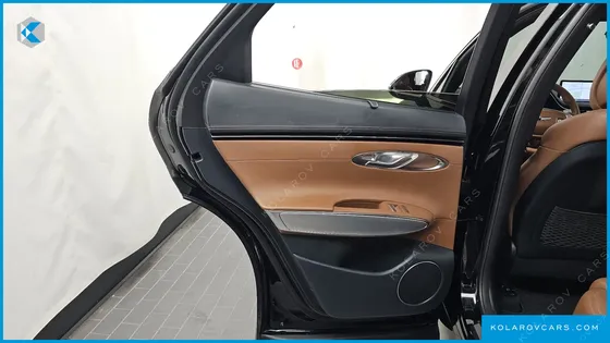 GENESIS GV70 2.5T GASOLINE 2WD
