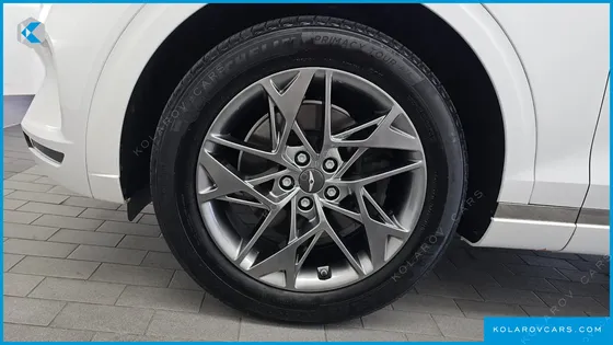 GENESIS GV70 2.5T GASOLINE 2WD