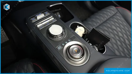 GENESIS GV70 2.5T GASOLINE 2WD