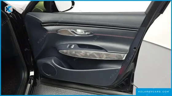 GENESIS GV70 2.5T GASOLINE 2WD