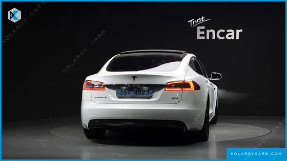 TESLA MODEL S 90D