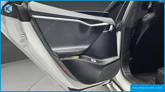TESLA MODEL S 90D