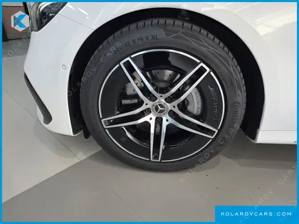 MERCEDES E-CLASS E200 AMG LINE