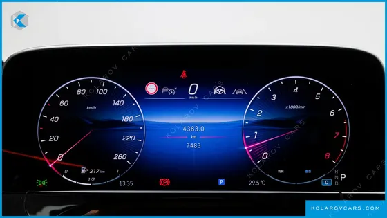 MERCEDES E-CLASS E300 4MATIC AMG LINE