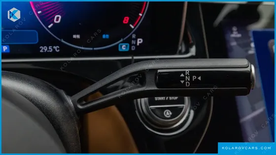MERCEDES E-CLASS E300 4MATIC AMG LINE