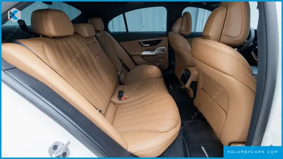 MERCEDES E-CLASS E300 4MATIC AMG LINE