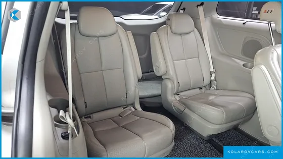 KIA CARNIVAL 9-SEATER NOBLESSE SPECIAL