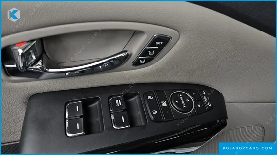 KIA CARNIVAL 9-SEATER NOBLESSE SPECIAL