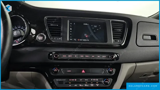 KIA CARNIVAL 9-SEATER NOBLESSE SPECIAL