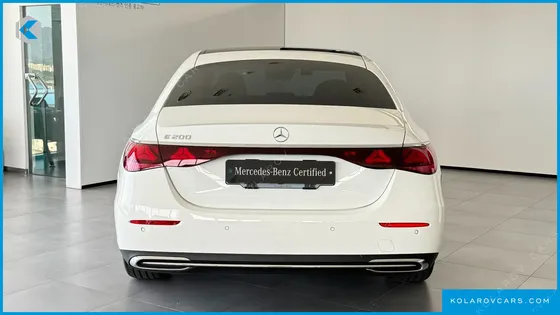 MERCEDES E-CLASS E200 EXCLUSIVE
