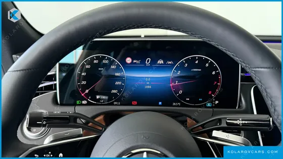 MERCEDES E-CLASS E200 EXCLUSIVE