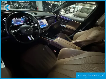 MERCEDES E-CLASS E300 4MATIC AMG LINE PREMIERE SPECIAL