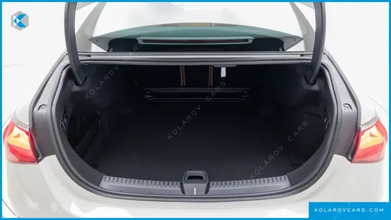 MERCEDES E-CLASS E200 AVANTGARDE