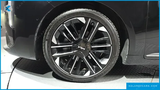 KIA K8 SIGNATURE
