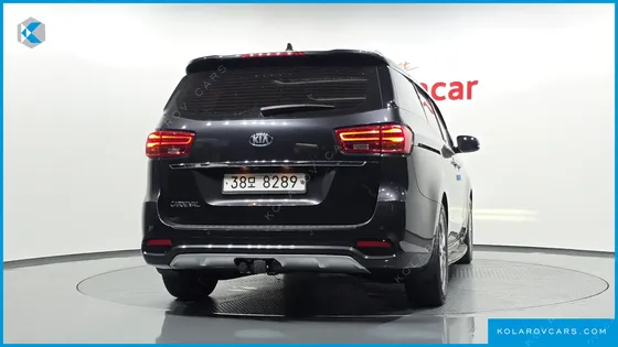 KIA CARNIVAL 9-SEATER NOBLESSE SPECIAL