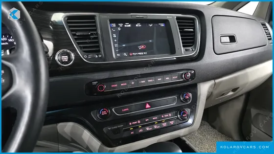 KIA CARNIVAL 9-SEATER NOBLESSE SPECIAL