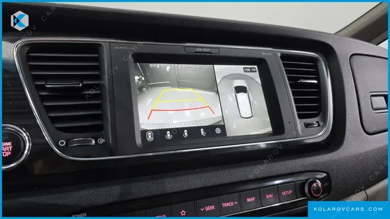 KIA CARNIVAL 9-SEATER NOBLESSE SPECIAL