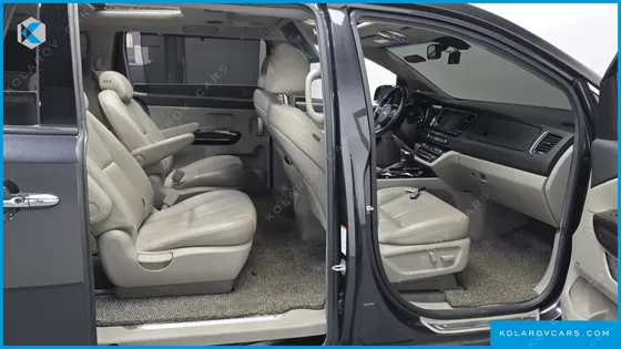 KIA CARNIVAL 9-SEATER NOBLESSE SPECIAL
