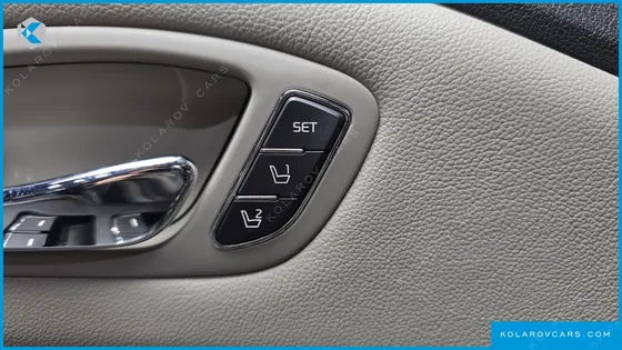 KIA CARNIVAL 9-SEATER NOBLESSE SPECIAL