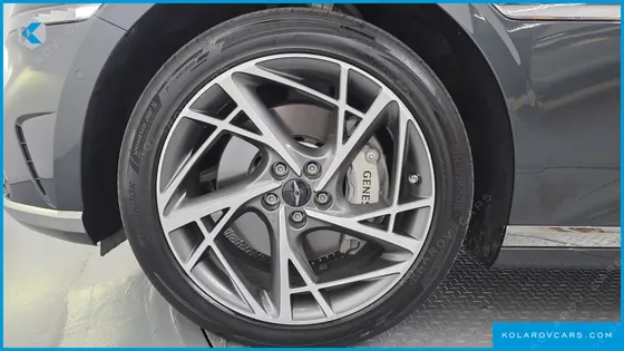 GENESIS G90 GASOLINE 3.5 TURBO AWD