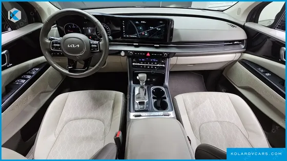 KIA CARNIVAL DIESEL 9-SEATER PRESTIGE
