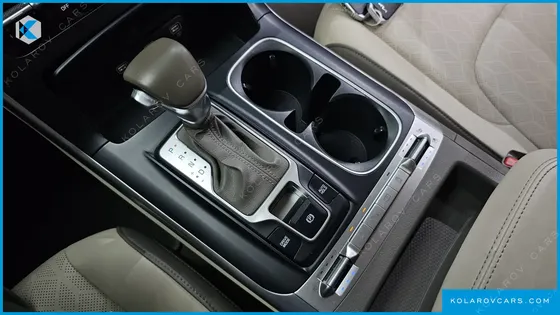 KIA CARNIVAL DIESEL 9-SEATER PRESTIGE