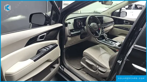 KIA CARNIVAL DIESEL 9-SEATER PRESTIGE