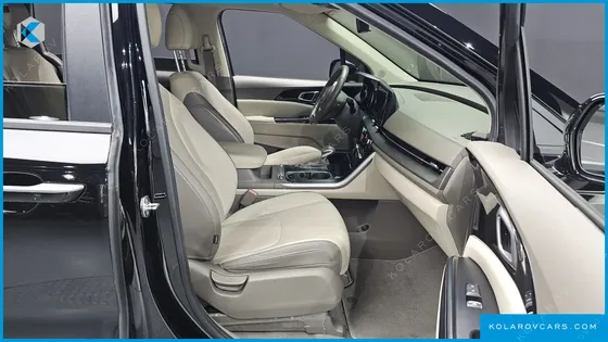 KIA CARNIVAL DIESEL 9-SEATER PRESTIGE