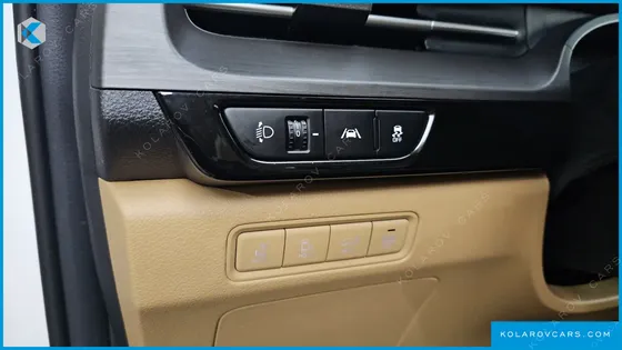 KIA CARNIVAL DIESEL 9-SEATER NOBLESSE