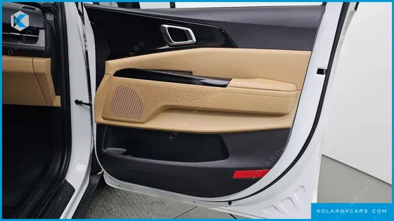 KIA CARNIVAL DIESEL 9-SEATER NOBLESSE