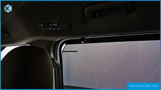 KIA CARNIVAL DIESEL 9-SEATER NOBLESSE